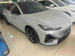 Changan UNI-V 1.5T premium - фото 3