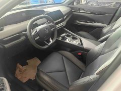Changan UNI-V 1.5T premium - фото 4