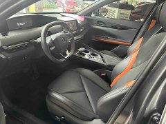 Changan UNI-V 1.5T sports version - фото 4