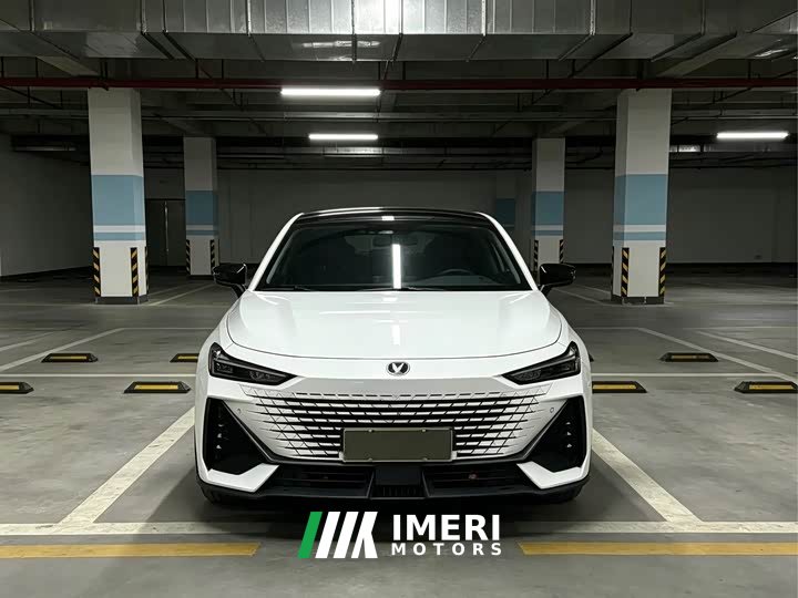 Changan UNI-V 1.5T premium