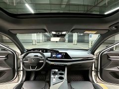 Changan UNI-V 1.5T premium - фото 2
