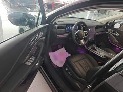 Hongqi HS7 PHEV 2024 2.0T PHEV four-wheel drive Qichang version 6 seats - фото 16