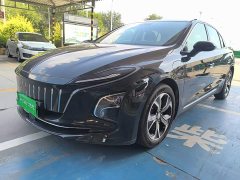Hongqi E-QM5 2023 facelift basic travel version - фото 1
