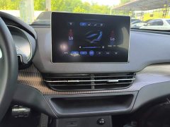 Hongqi E-QM5 2023 facelift basic travel version - фото 13