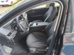 Hongqi E-QM5 2023 facelift basic travel version - фото 15