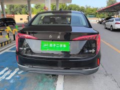 Hongqi E-QM5 2023 facelift basic travel version - фото 6