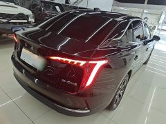 Hongqi E-QM5 2023 facelift basic travel version - фото 7