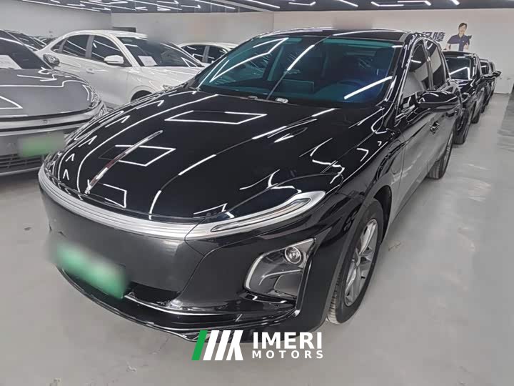 Hongqi E-QM5 2025 500km travel version - автомобиль из Китая