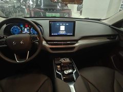 Hongqi E-QM5 2023 facelift basic travel version - фото 13