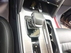 Hongqi HS7 PHEV 2.0T PHEV four-wheel drive Qichang version 6 seats - фото 14