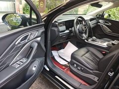 Hongqi HS7 PHEV 2.0T PHEV four-wheel drive Qichang version 6 seats - фото 16