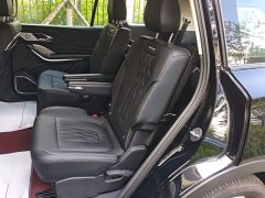 Hongqi HS7 PHEV 2.0T PHEV four-wheel drive Qichang version 6 seats - фото 17