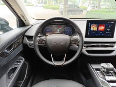 Hongqi E-QM5 2023 facelift basic travel version - фото 11