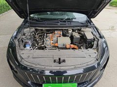 Hongqi E-QM5 2023 facelift basic travel version - фото 20