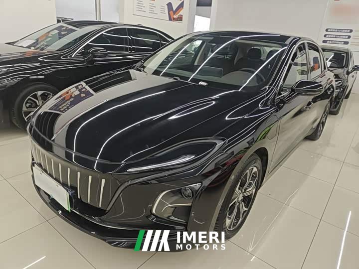 Hongqi E-QM5 2023 facelift basic travel version - автомобиль из Китая