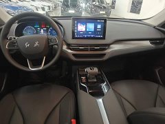 Hongqi E-QM5 2023 facelift basic travel version - фото 10