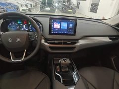 Hongqi E-QM5 2023 facelift basic travel version - фото 13