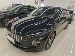 Hongqi E-QM5 2023 facelift basic travel version - фото 2