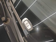 Hongqi E-QM5 2023 facelift basic travel version - фото 9