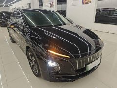 Hongqi E-QM5 2023 facelift basic travel version - фото 4