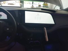 Hongqi EH7 640 four-wheel drive smart version - фото 13