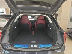Hongqi E-HS9 690km flagship version six seats - фото 19