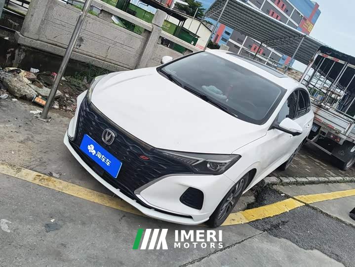 Changan Eado PLUS Blue Whale NE 1.4T GDI DCT Distinguished Type - автомобиль из Китая