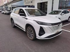 Changan CS75PLUS 2024 third generation championship version 1.5T smart driving and powerful - фото 4