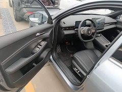 Baojun Yunhai 140km plug-in hybrid version - фото 16