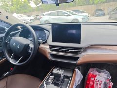 Hongqi E-QM5 Charging Qixiang Edition - фото 10