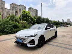 Changan UNI-V 1.5T Sport Edition - фото 1