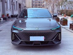 Changan UNI-V 1.5T premium - фото 2