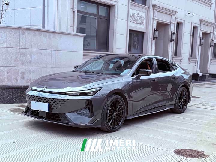 Changan UNI-V 1.5T noble sports