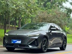 Changan UNI-V 1.5T premium - фото 1