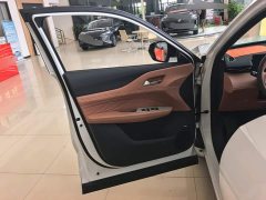 Changan UNI-Z New Energy Blue Whale Smart Electric iDD 125km Excellent - фото 7