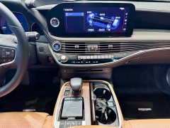 Lexus LS 500h Excellence Edition - фото 14