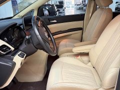 Buick GL8 2023 facelift land business class luxury - фото 4