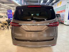 Buick GL8 2023 facelift land business class luxury - фото 7