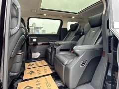Hongqi HQ9 PHEV 2.0T 4WD Luxury Edition - фото 8