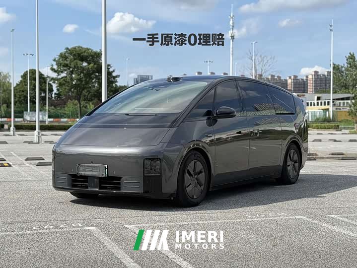 Li Auto Ideal MEGA 2025 Home Family Special Edition - автомобиль из Китая