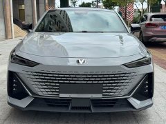 Changan UNI-V 1.5T premium - фото 2