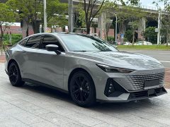 Changan UNI-V 1.5T premium - фото 3