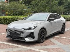 Changan UNI-V 1.5T Excellent Type - фото 1