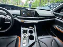Changan UNI-V 2022 1.5T premium - фото 16