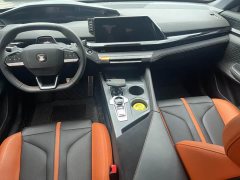 Changan UNI-V 1.5T noble sports - фото 13
