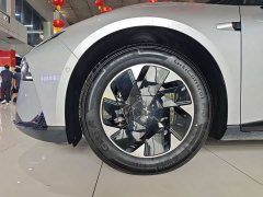 Xpeng P7 Long Range Max - фото 4
