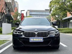 BMW 5 Series Facelift Three 530Li Exclusive M Sports Package - фото 2