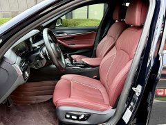 BMW 5 Series Facelift Three 530Li Exclusive M Sports Package - фото 4