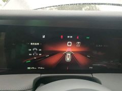 Hongqi E-HS9 690km flagship version six seats - фото 4