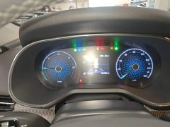 Hongqi E-QM5 2023 facelift basic travel version - фото 12